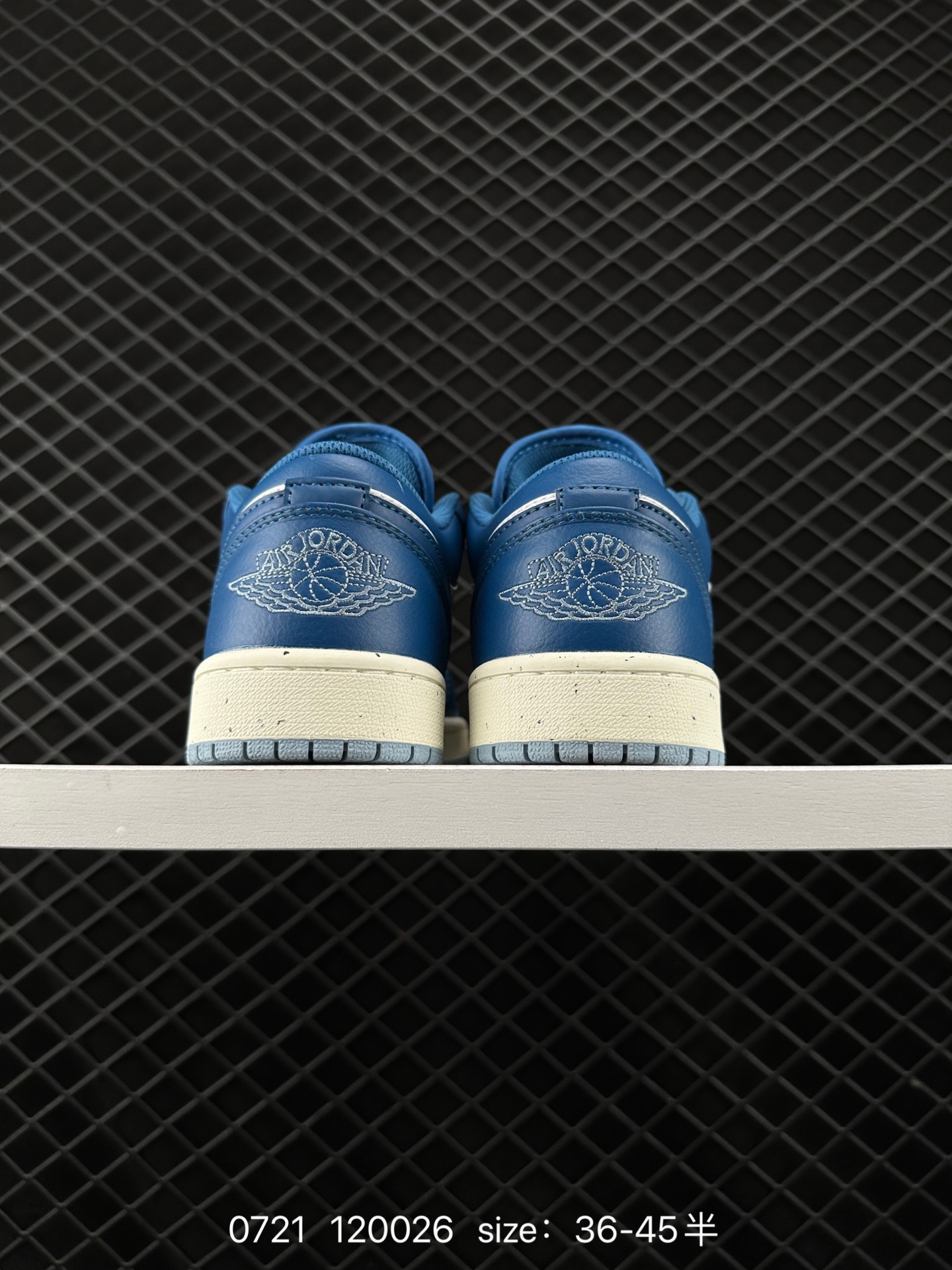 Air Jordan 1 Low AJ1